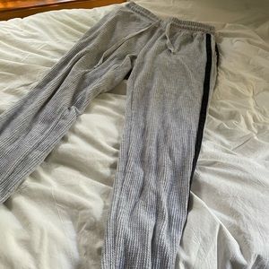 AMERICAN EAGLE joggers